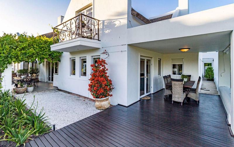 4 Bedroom Property for Sale in Stellenbosch Central Western Cape